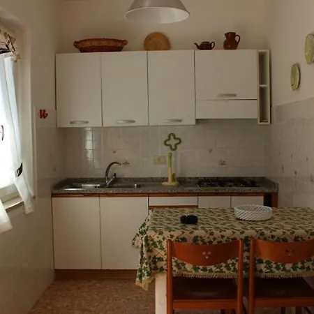 Zuccale - A 200 Mt Dalla Apartment *